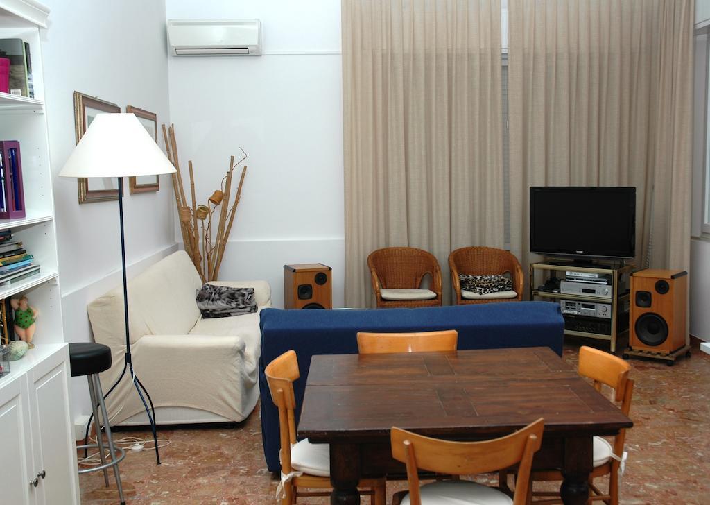 Villa Linda Affittacamere Bellaria-Igea Marina Buitenkant foto